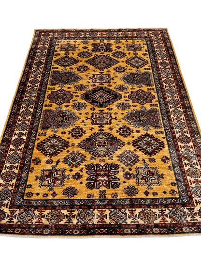 Super Kazak (5'08"x7'11") gold/ivory