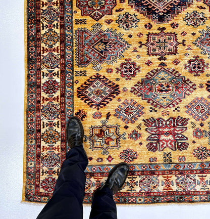 Super Kazak (5'08"x7'11") gold/ivory