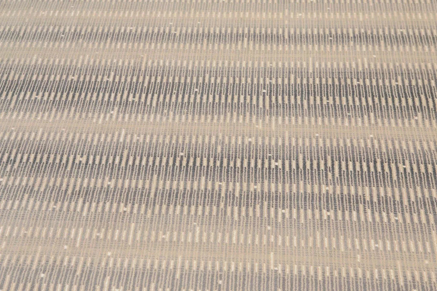 6' x 9' Hand Knotted Glam Industrial 100% Wool Area rug Gray