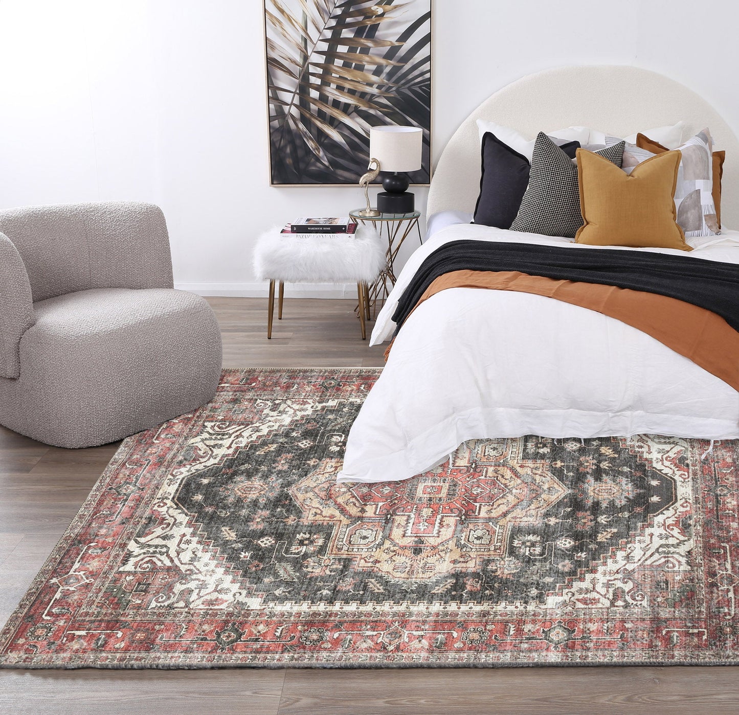 Juana Classic Design Machine Washable in Red & Black Rug