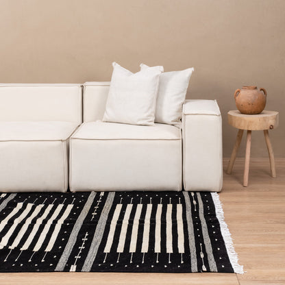 Rehhu - taznakht kilim rug