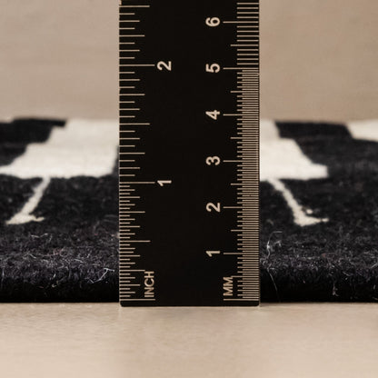 Rehhu - taznakht kilim rug