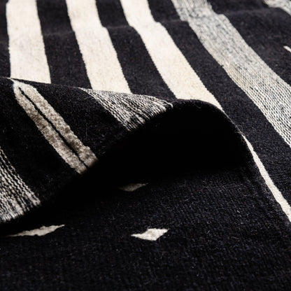 Rehhu - taznakht kilim rug