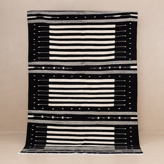 Rehhu - taznakht kilim rug