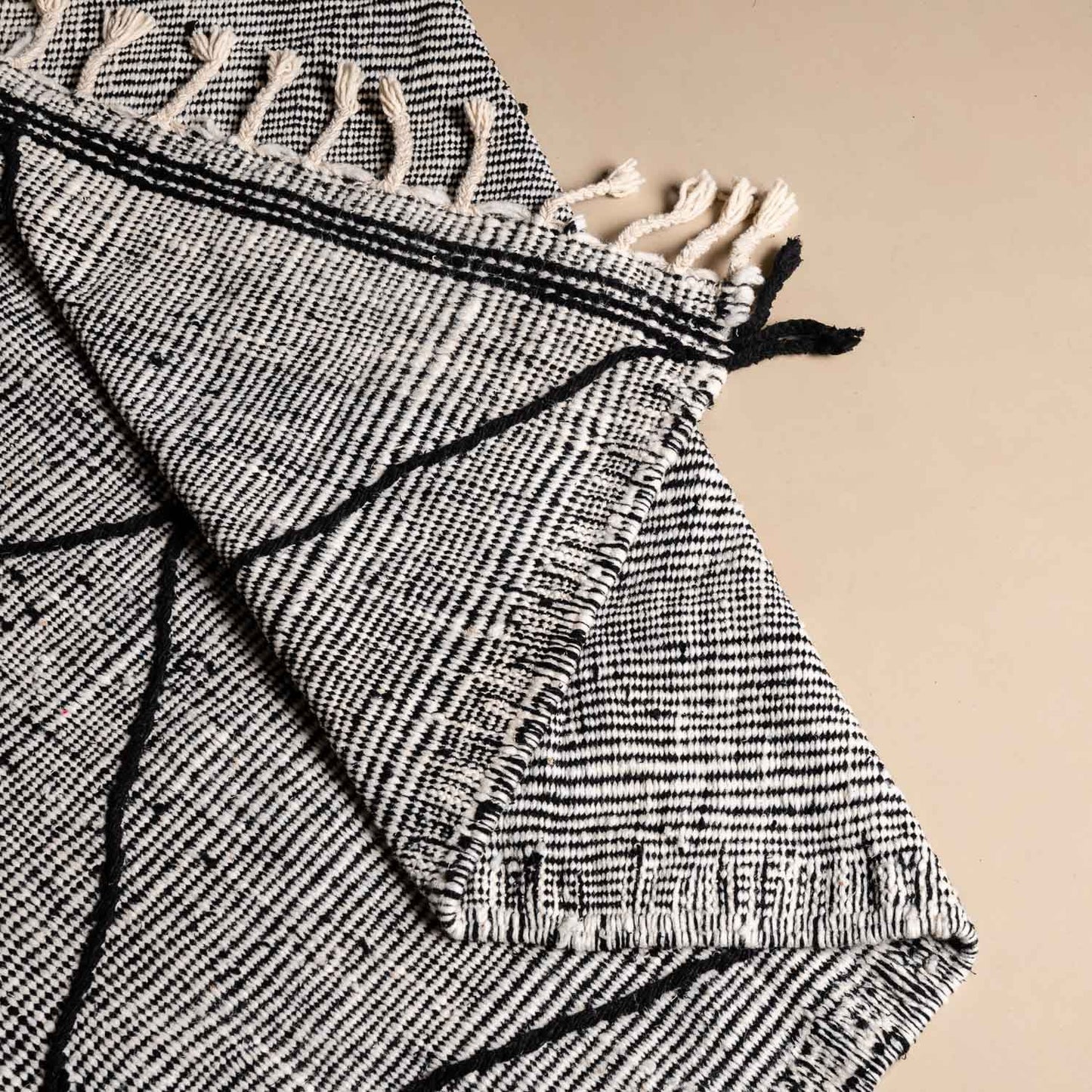 Tamuda - Taznakht kilim rug