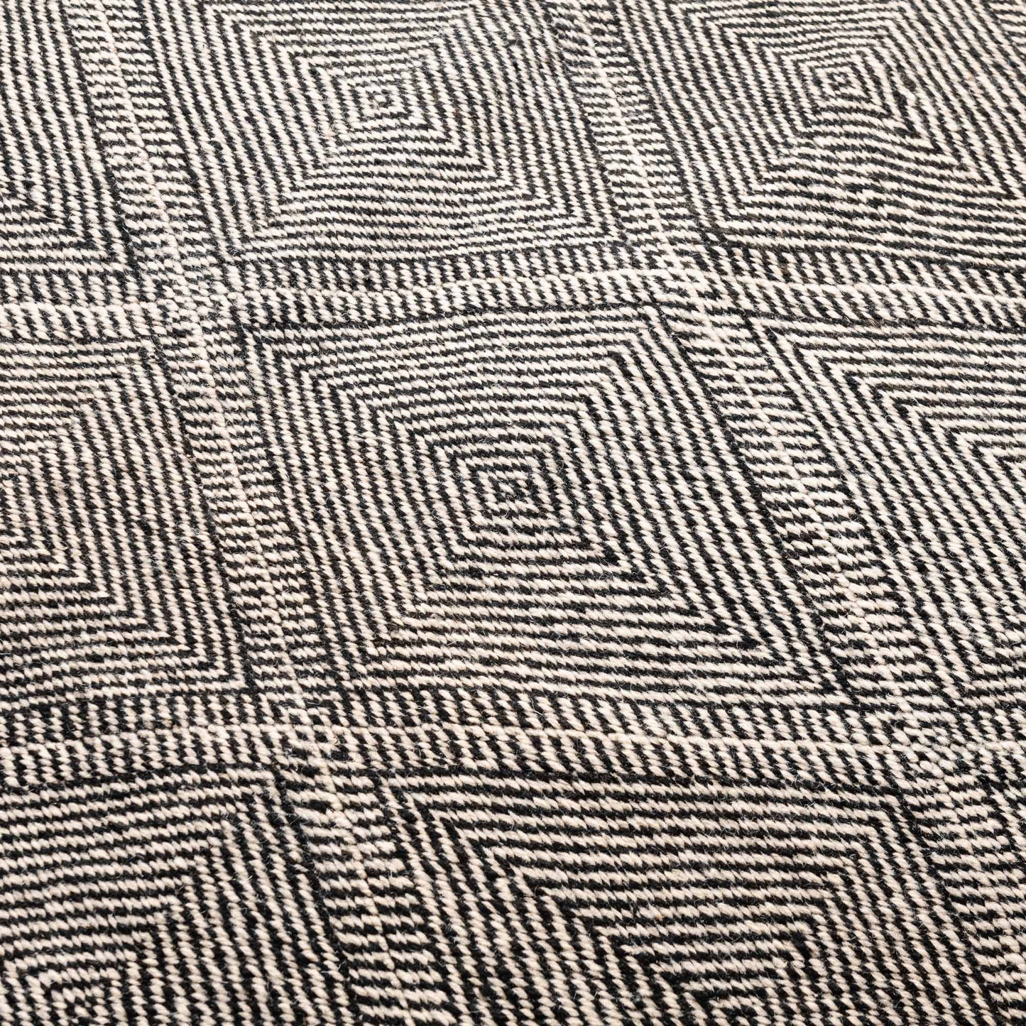 Jawida - taznakht kilim rug