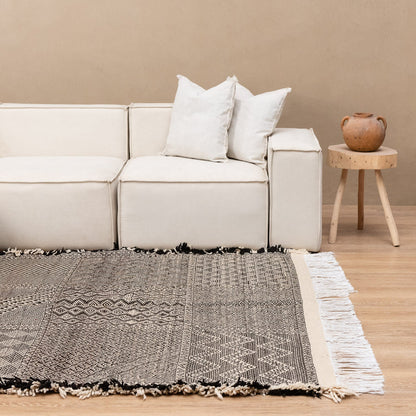 Souraya - taznakht kilim rug