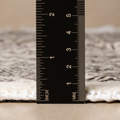 Souraya - taznakht kilim rug