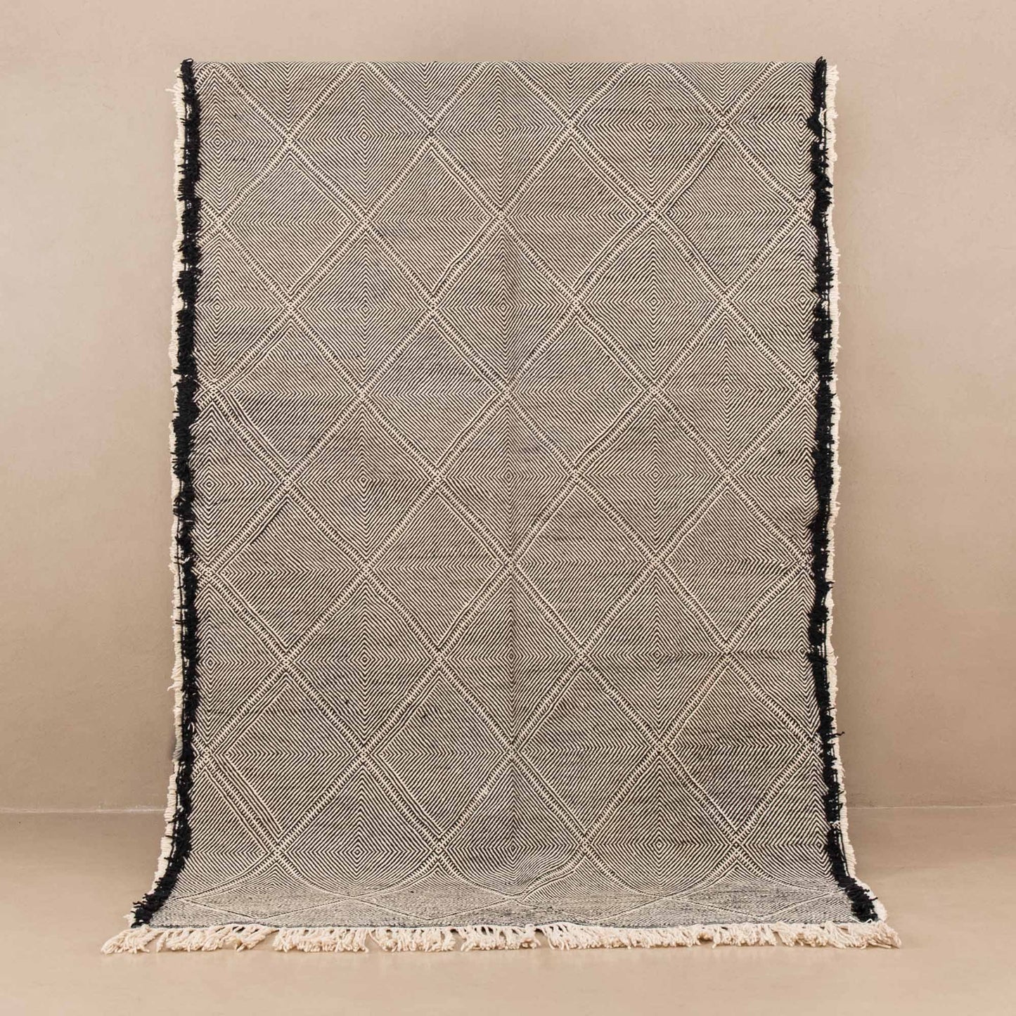 Tamazgha - taznakht kilim rug