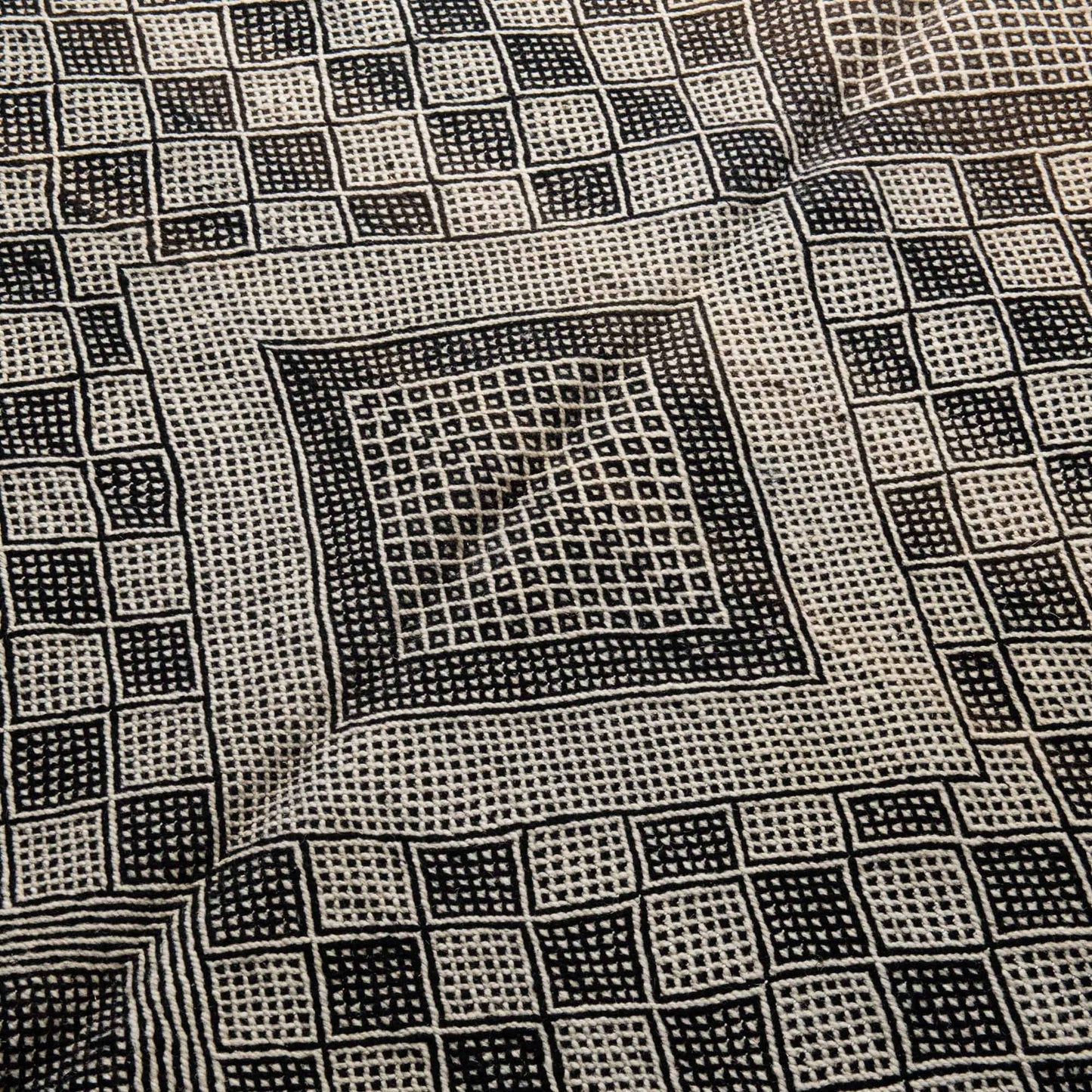 Tamghara - taznakht kilim rug