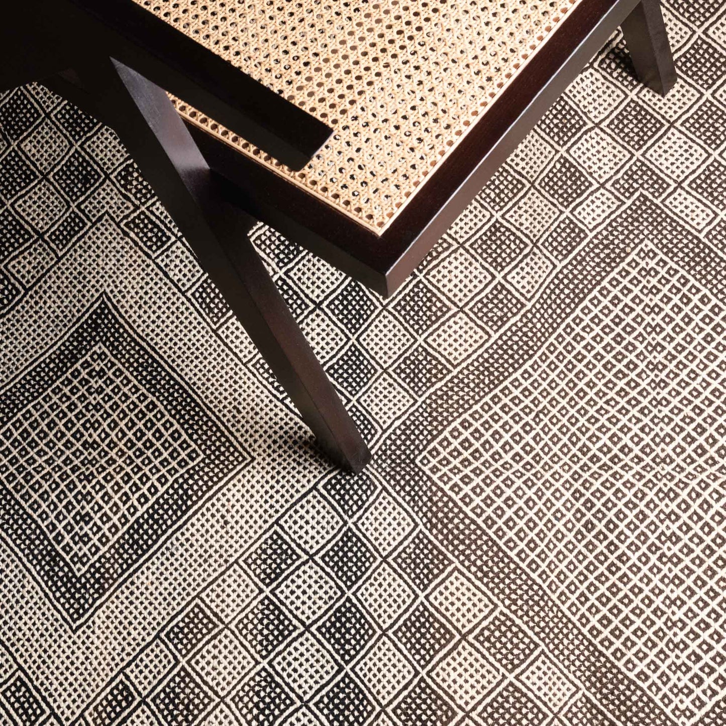 Tamghara - taznakht kilim rug