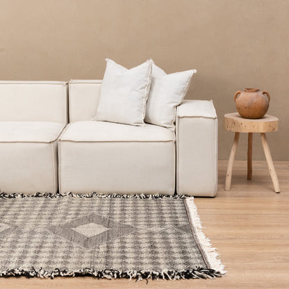 Taniya - taznakht kilim rug