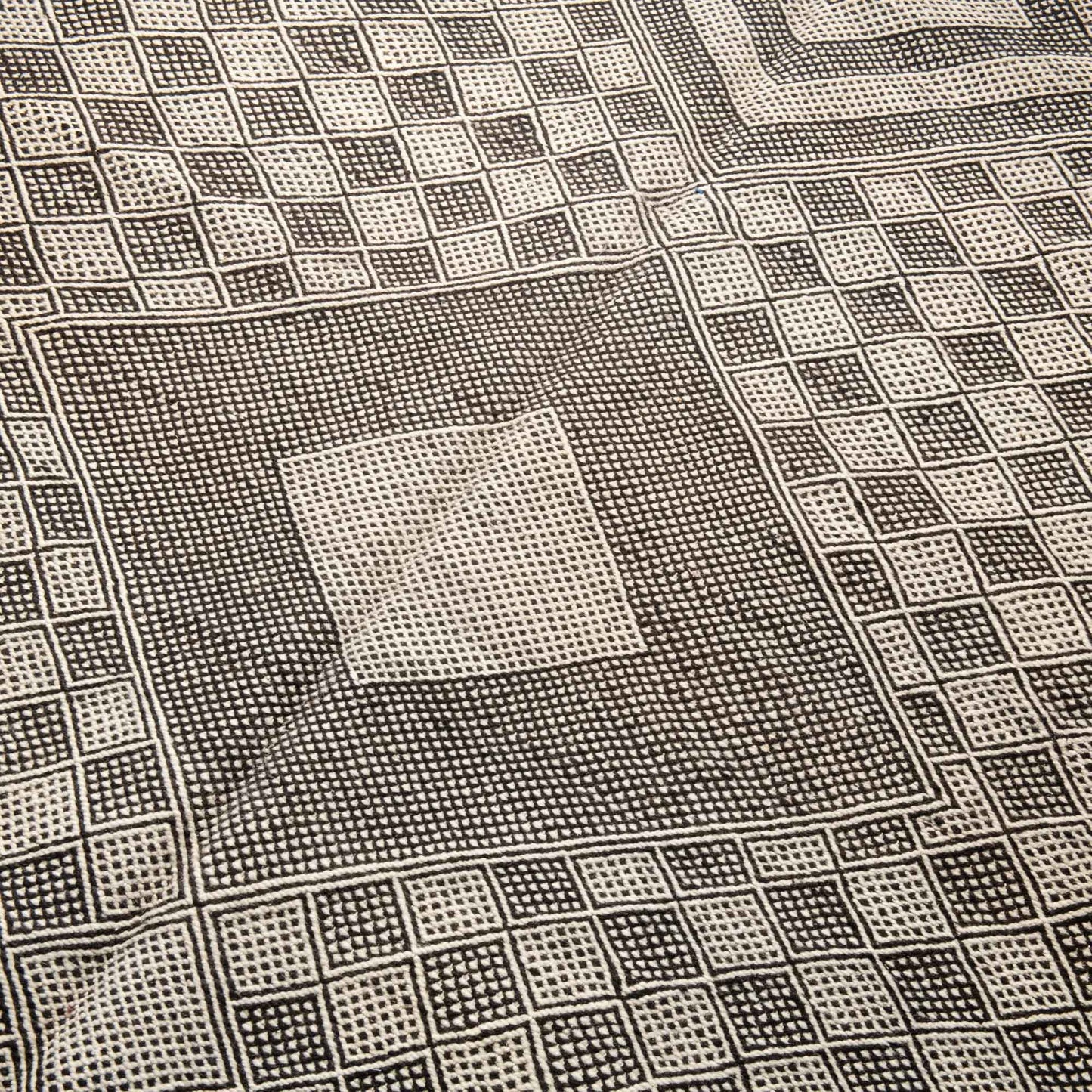 Taniya - taznakht kilim rug