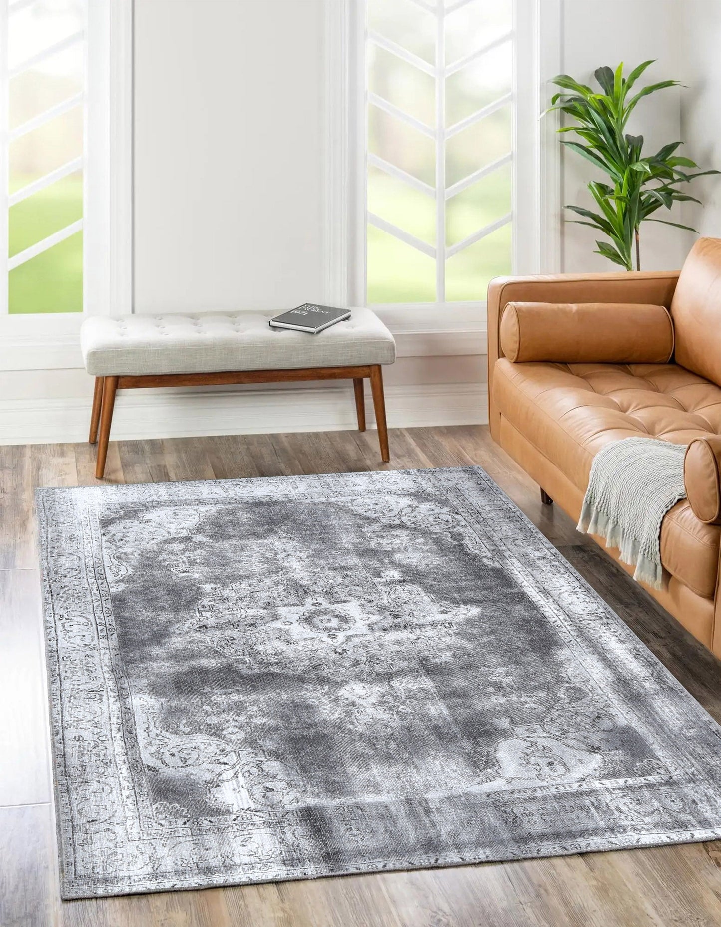 Lola Machine Washable in Grey Rug