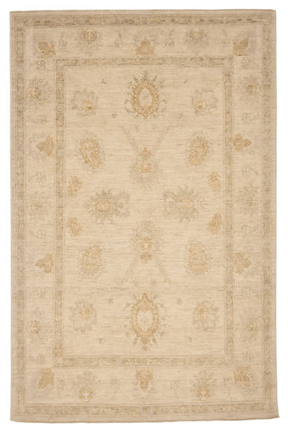Chobi Farahan beige 3'10"x5'11"