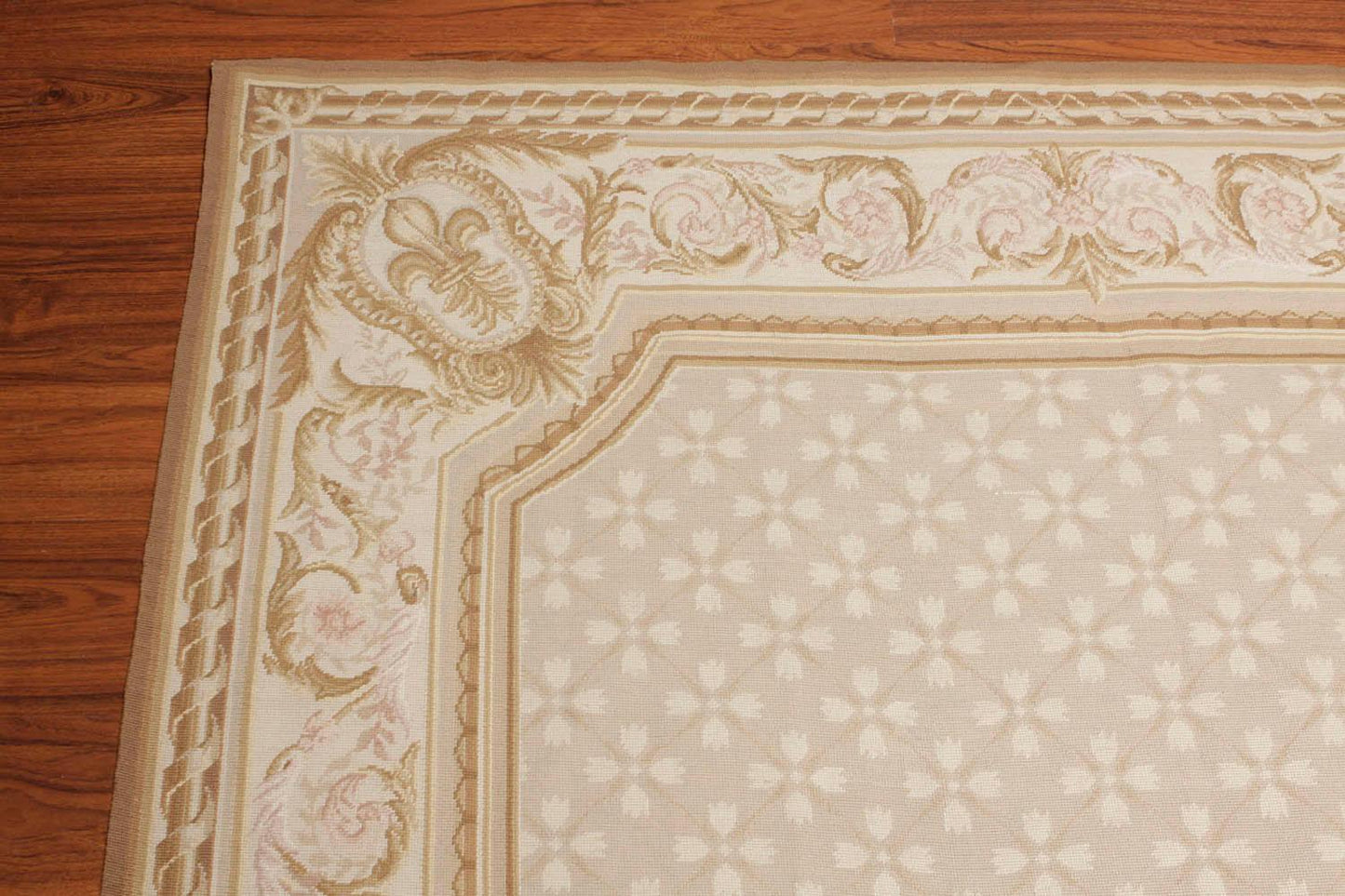 Hand Woven Aubusson 100% Wool Traditional Oriental Area Rug Beige 5'11" x 8'7"