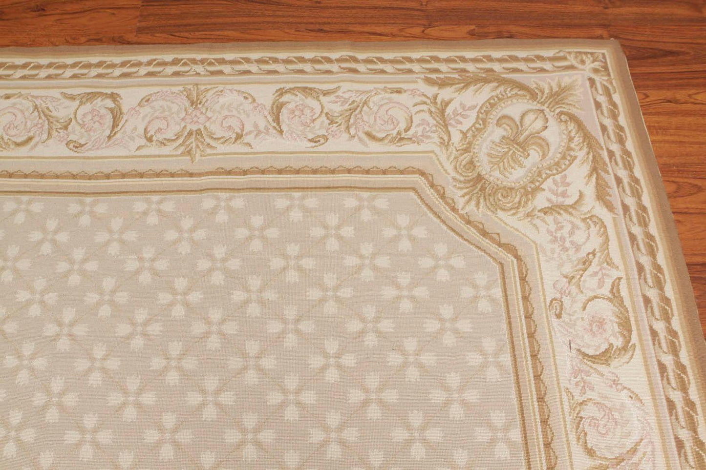 Hand Woven Aubusson 100% Wool Traditional Oriental Area Rug Beige 5'11" x 8'7"