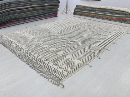 10' 0" x 14' 0"
