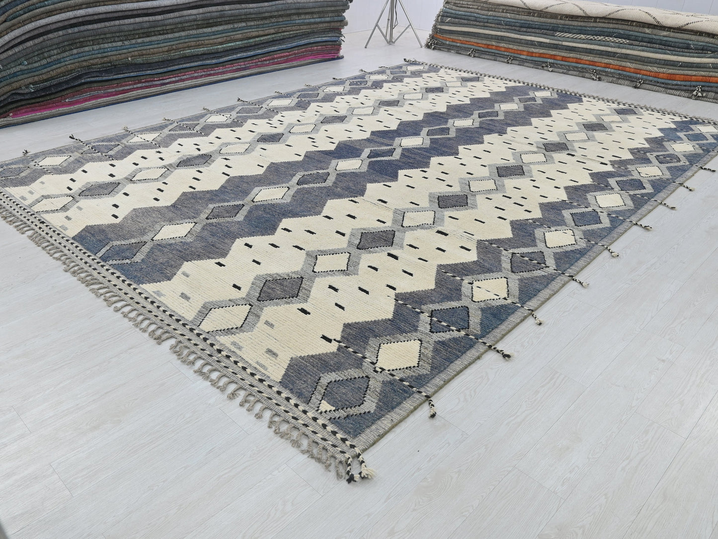 10' 1" x 14' 4"