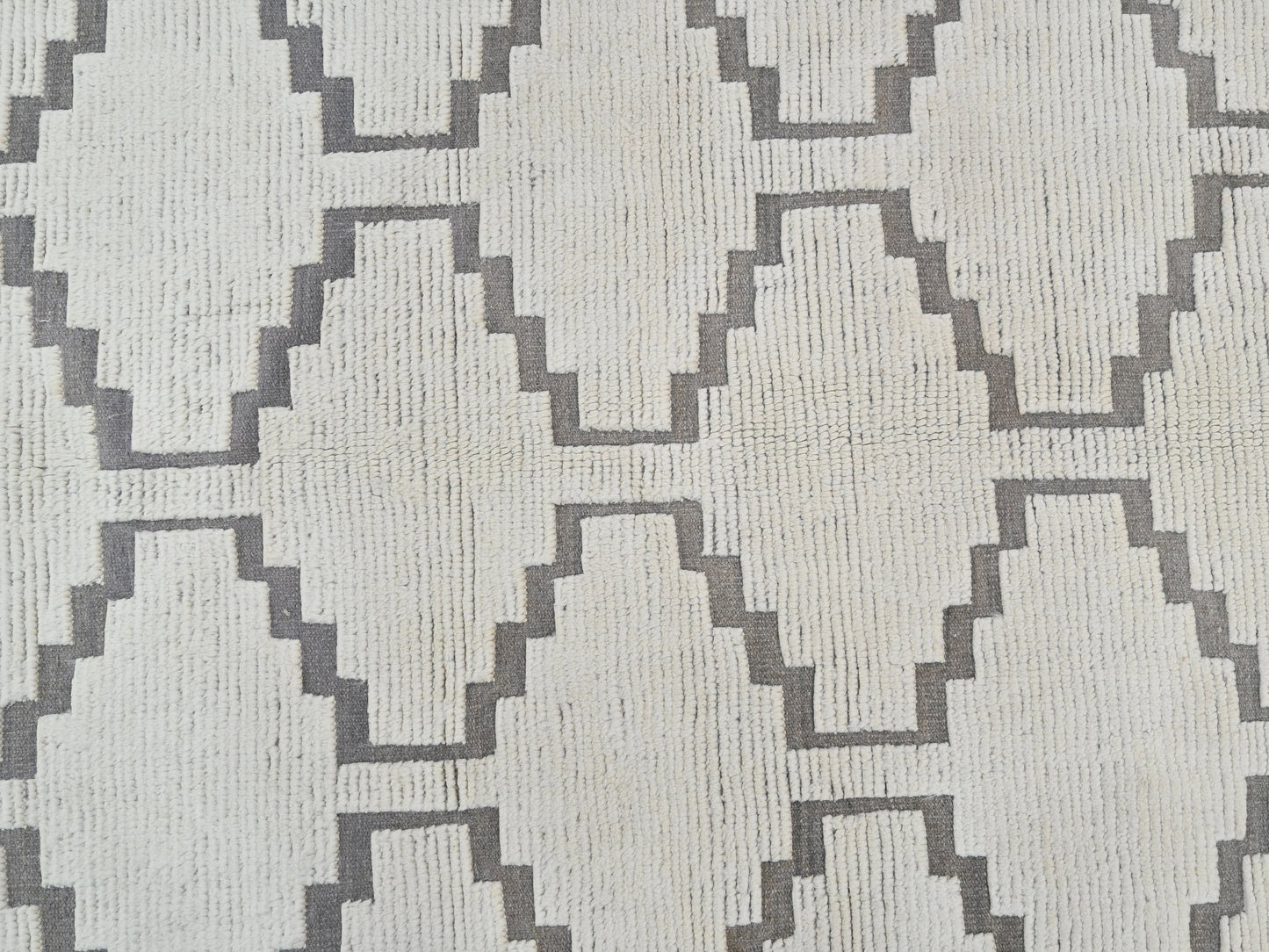 9' 11" x 14' 5"