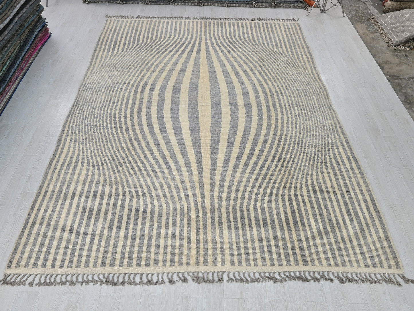 10' 2" x 14' 1"