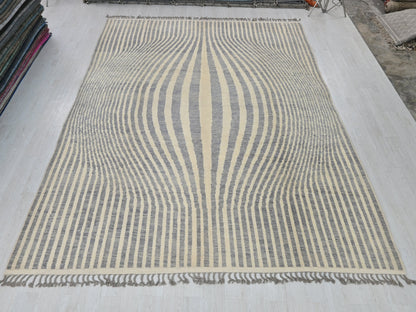 10' 2" x 14' 1"