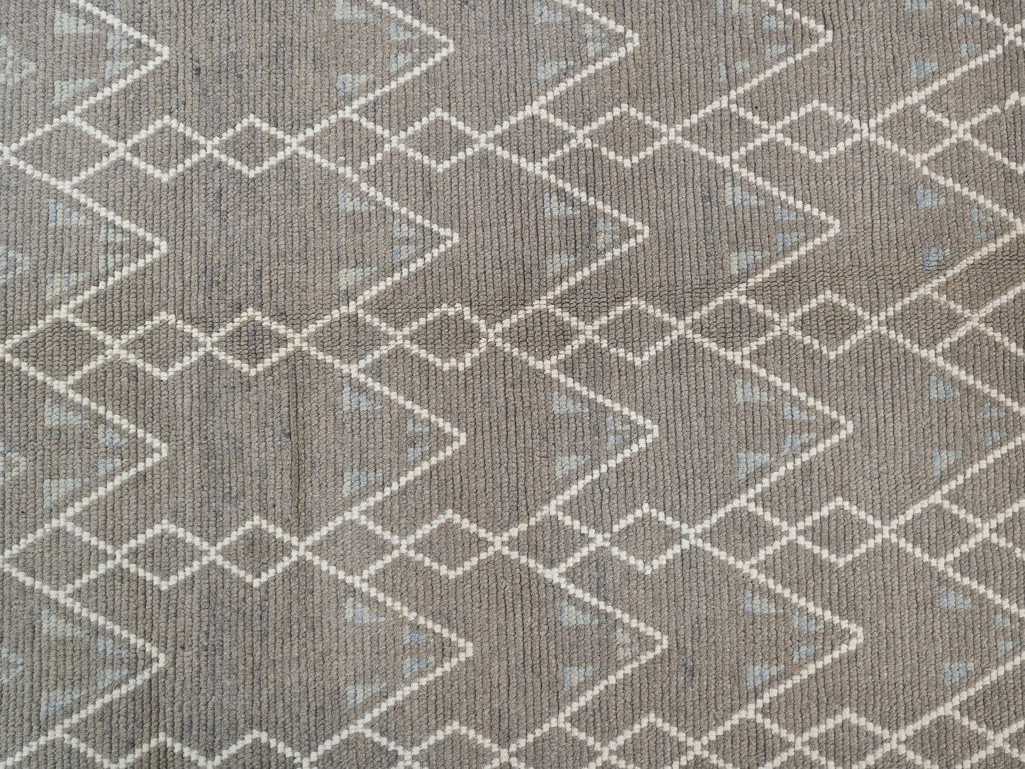 12' 2" x 14' 11"