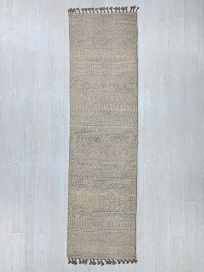 2' 6" x 10' 1"