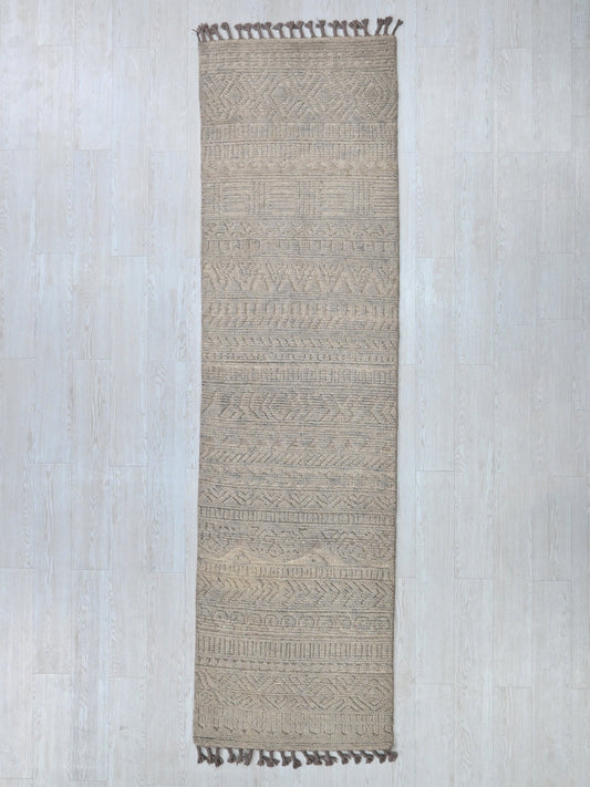 2' 6" x 10' 1"