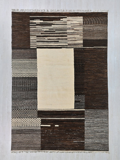 8' 12" x 14' 1"