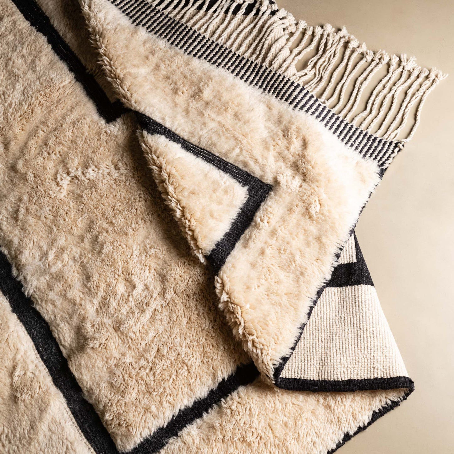 Unbalanced Ratio - Luxury Shag Moroccan Rug