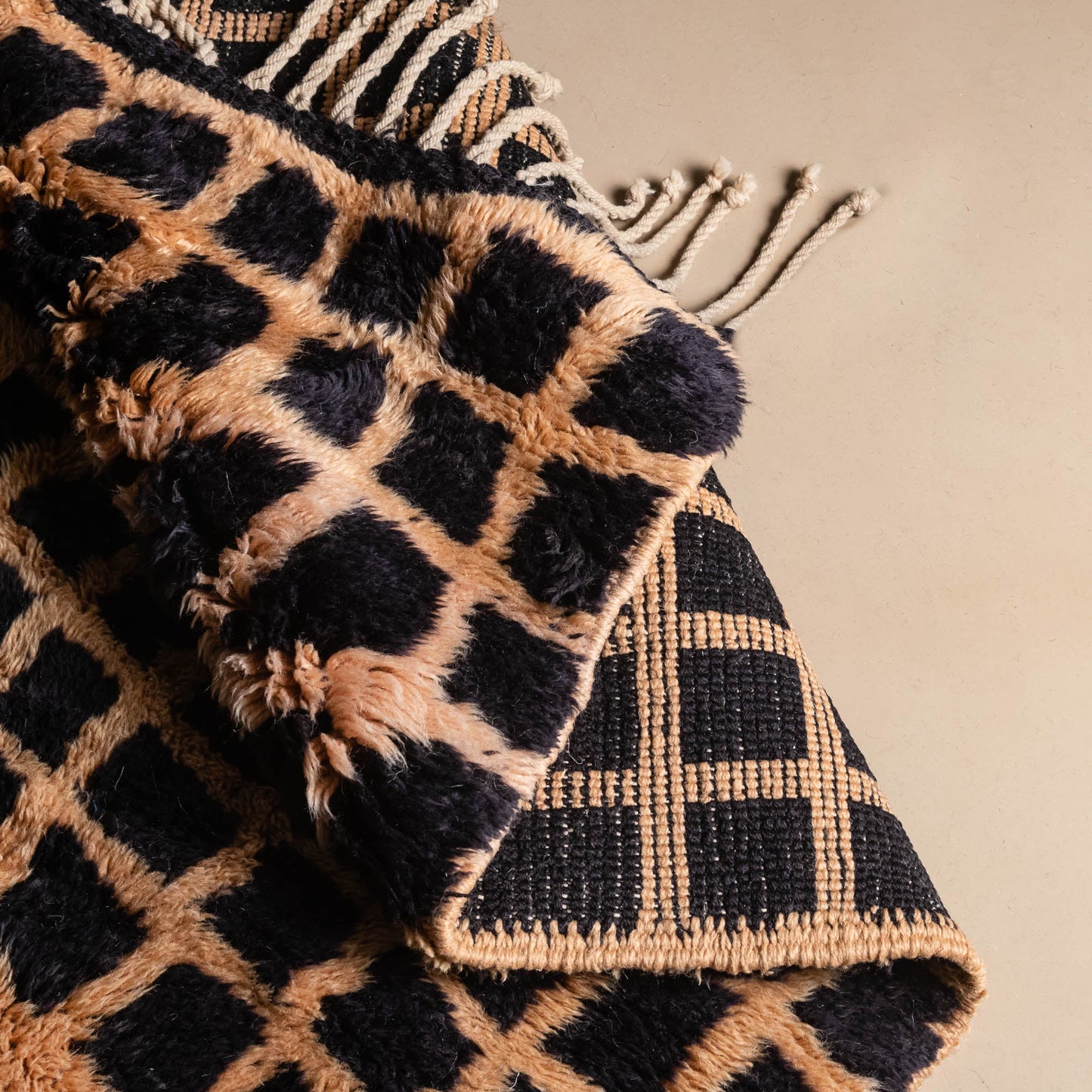 Timsal - Luxury Shag Moroccan Rug