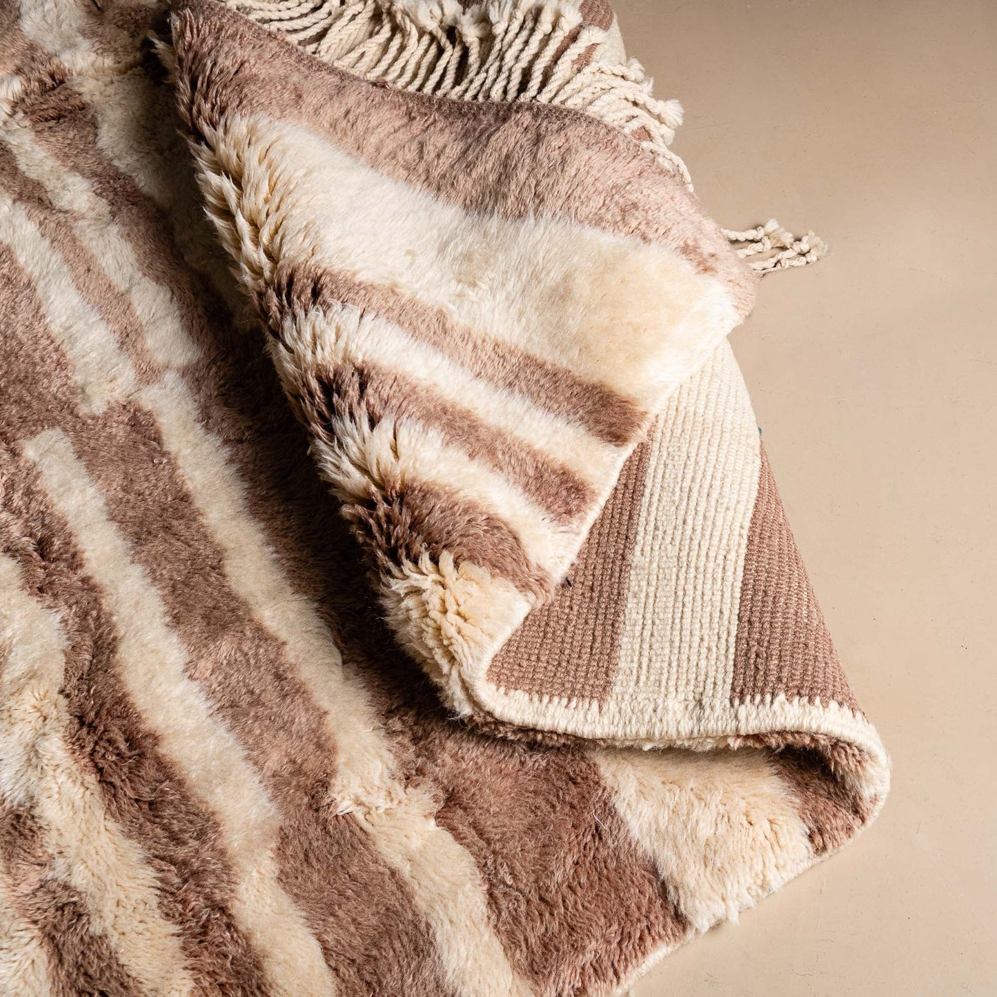 Shimmering Sands - Luxury Shag Moroccan Rug