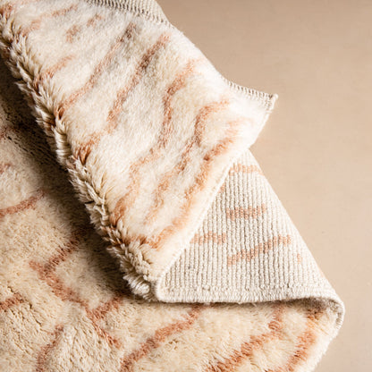 Sandscribe Elegance - Luxury Shag Moroccan Rug