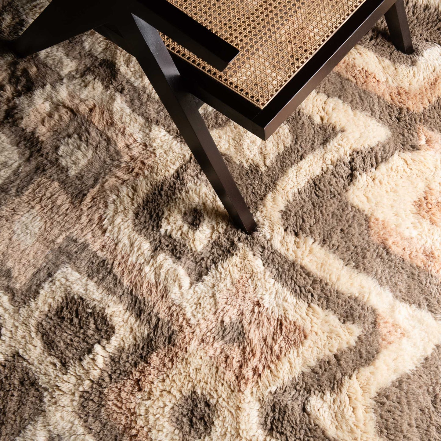 Infinite Dream - Luxury Shag Moroccan Rug