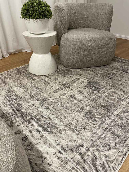 Chateau Machine Washable in Grey : Runner Rug