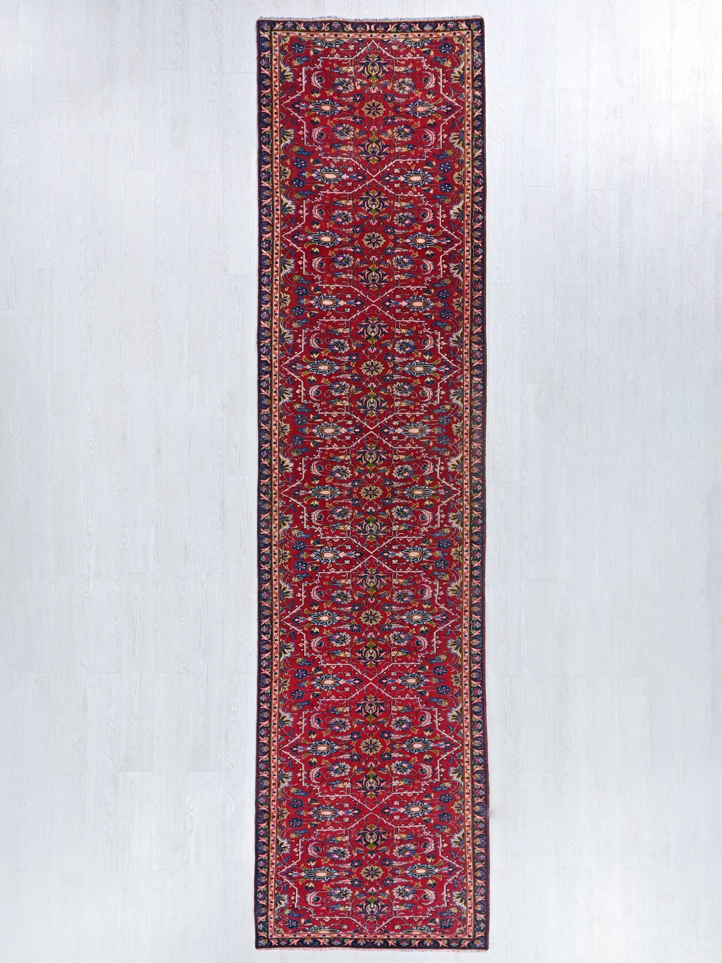 3' 5" x 14' 0"