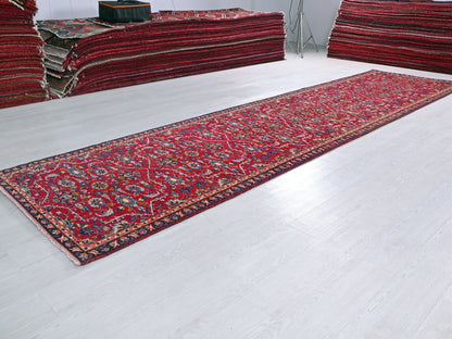 3' 5" x 14' 0"