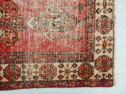 4' 0" x 6' 2"