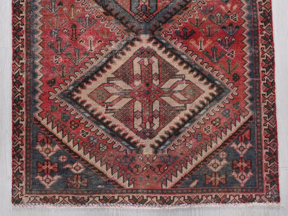 3' 2" x 9' 2"