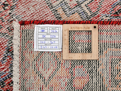 3' 5" x 10' 1"