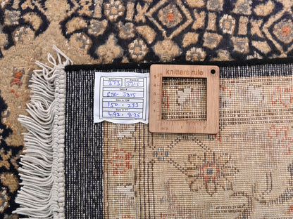 4' 11" x 8' 4"