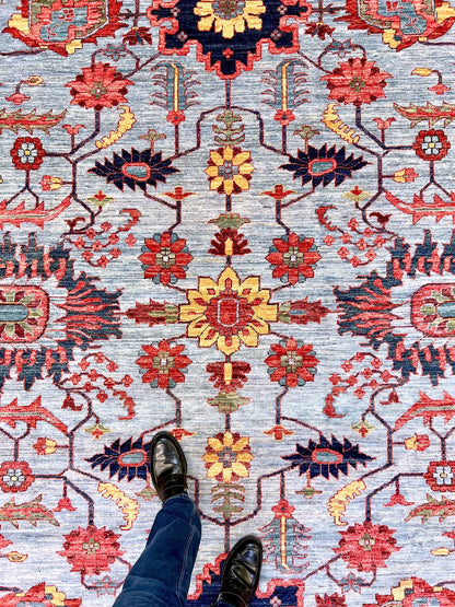 Afgahn Heriz (10'02"x14'00") lt.blue/red