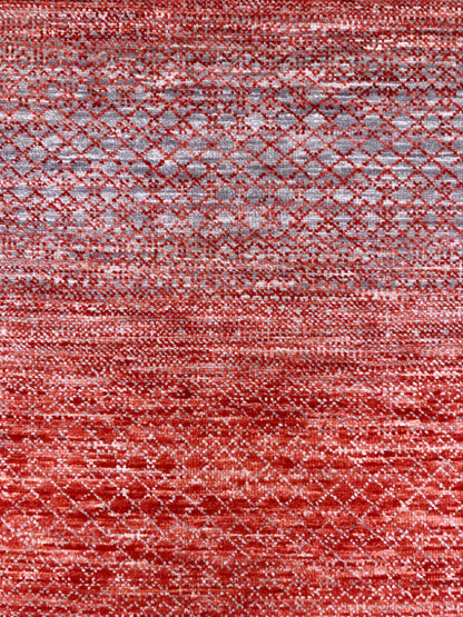Durva/Grass Design (9'01"x11'06") red/gray