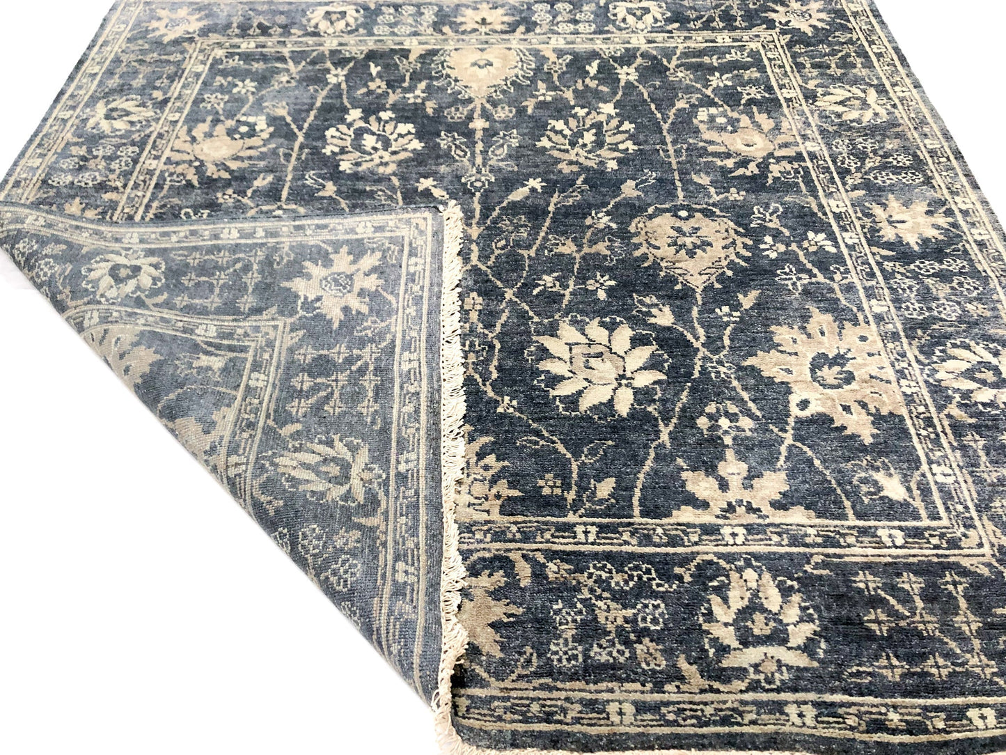 Indo-Oushak Design (6' Square) blue