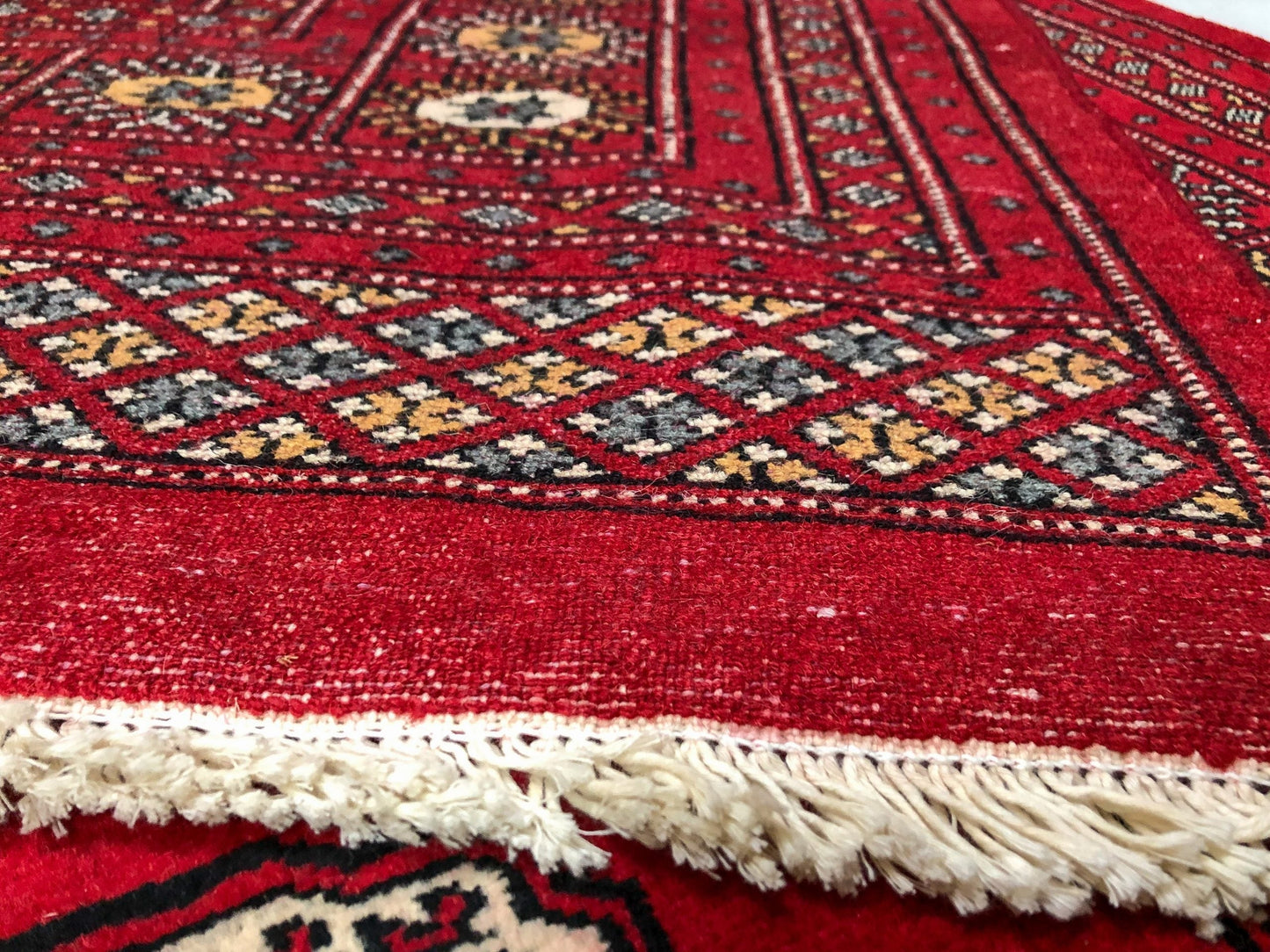 Salor Bokhara (9'02"x11'09") deep red