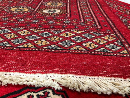 Salor Bokhara (9'02"x11'09") deep red