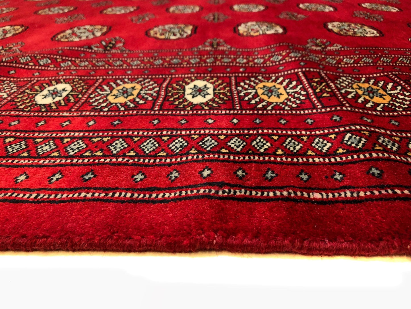 Salor Bokhara (9'02"x11'09") deep red