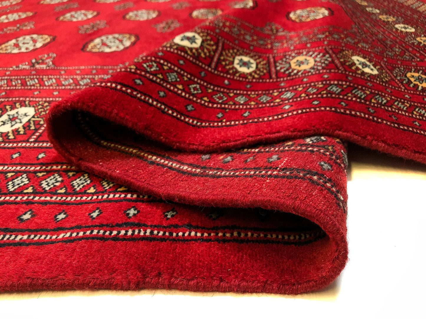 Salor Bokhara (9'02"x11'09") deep red