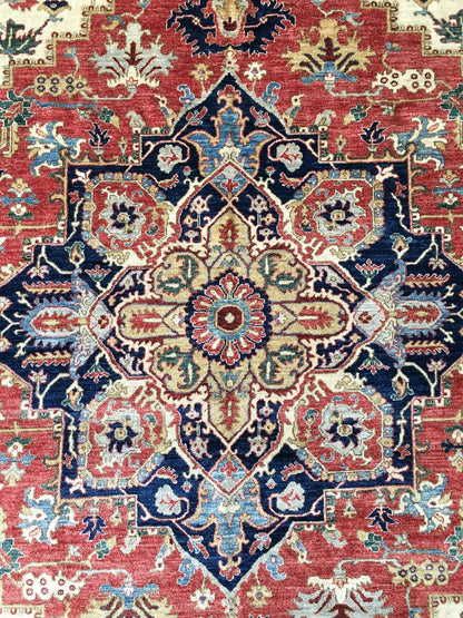 Serapi (9'00"x11'07") red/ivory/navy